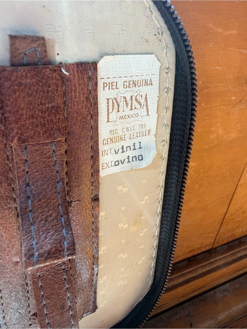 Antique Vintage pre-1950’s Mexican/Western Embossed Brown Leather Travel Case - Picture 6 of 7